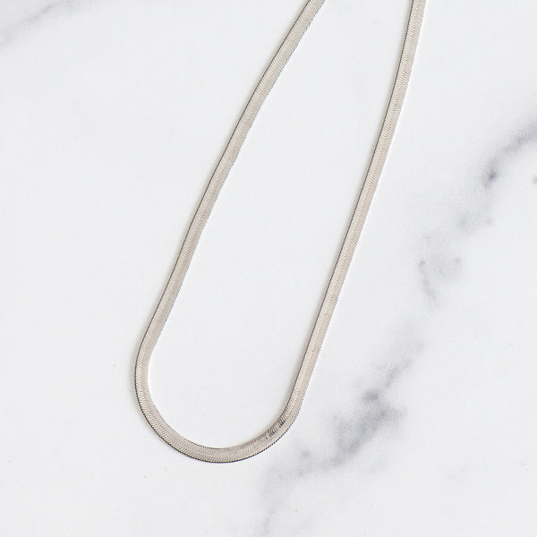 Herringbone Essential Necklace