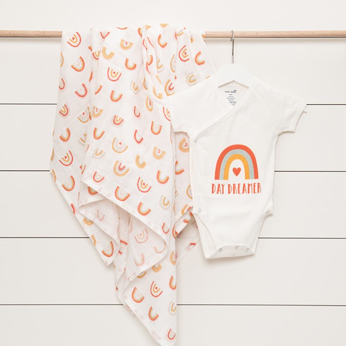 Rainbows Bundle of Joy Baby Set